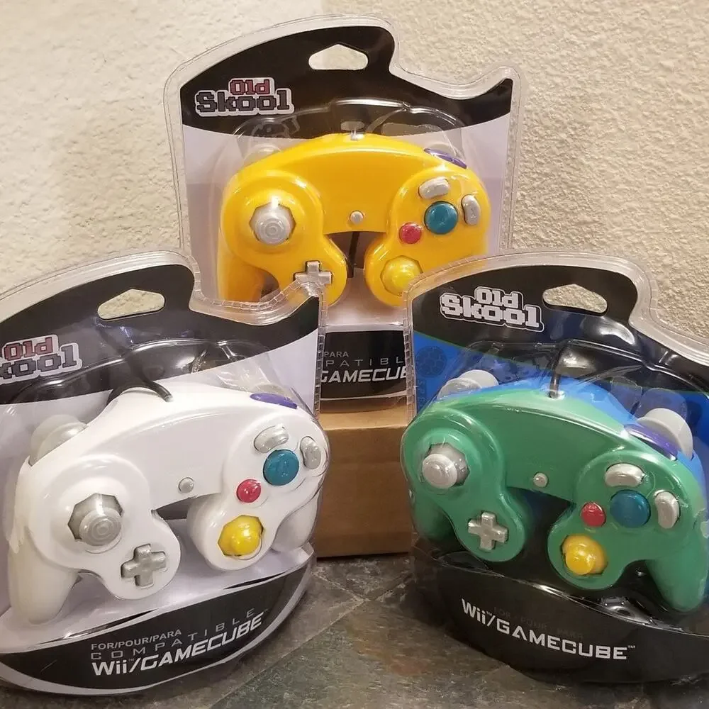 3 Gamecube Controllers - 3 Colors Bundle (NEW) - White Green Orange - Nintendo